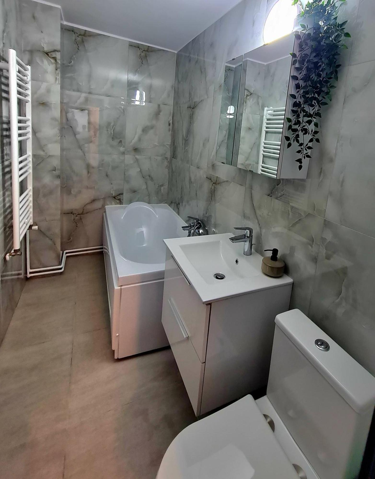 Apartment In Dristor Area Bucarest Esterno foto